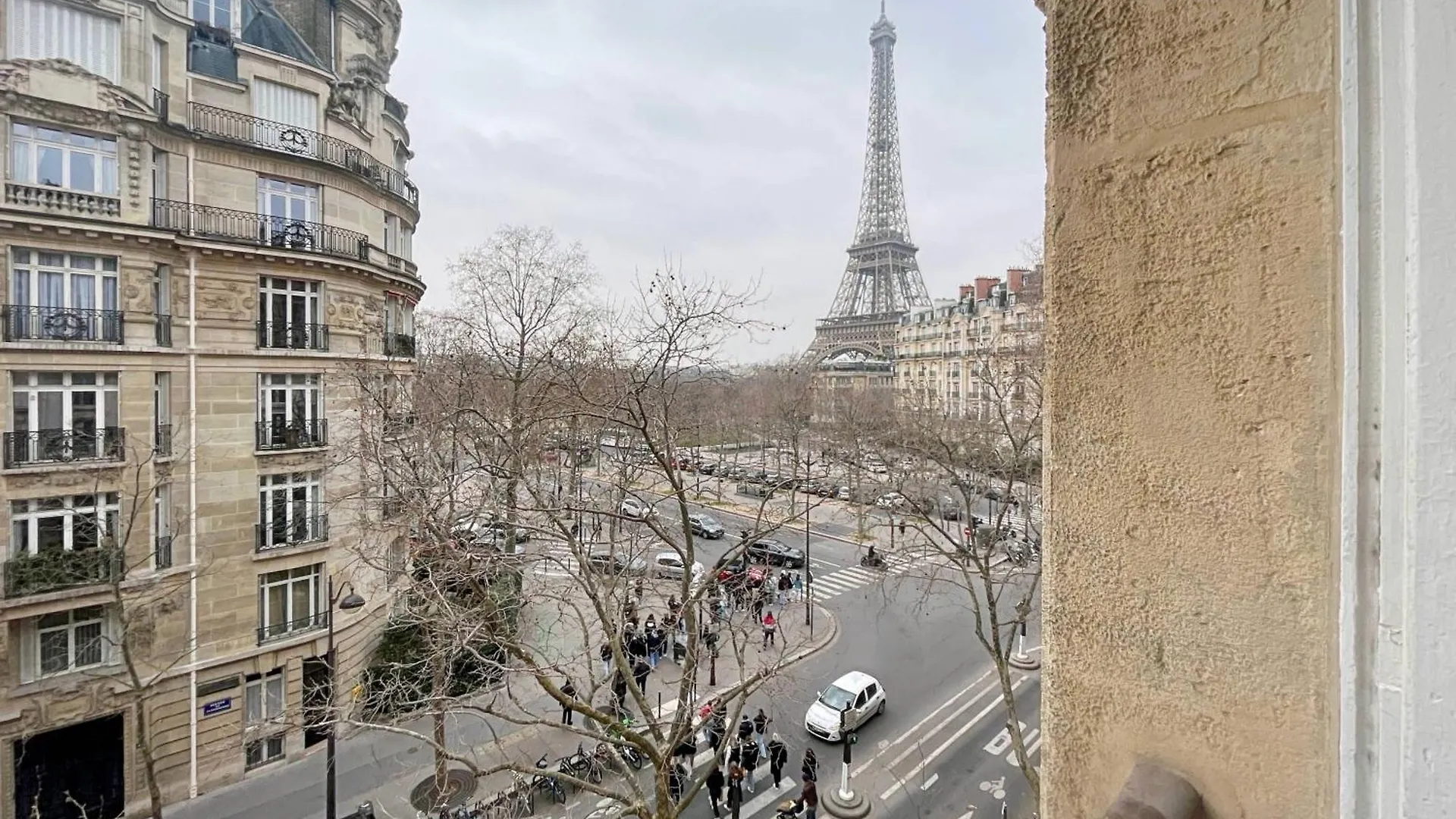 Homestay Luxury Flat & Eiffel Tower View Paris