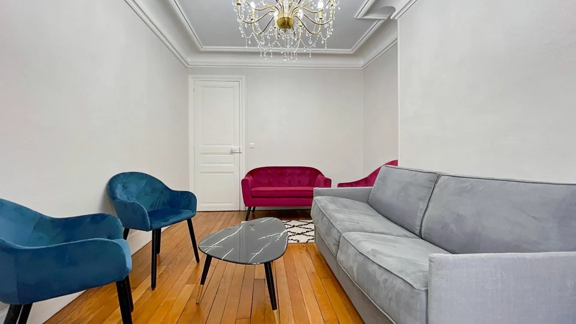 Luxury Flat & Eiffel Tower View Privat bolig
